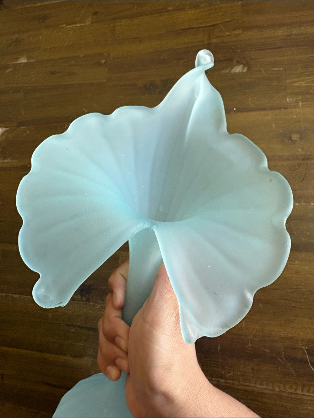 Vintage Blue Satin Art Glass Jack-in-the-Pulpit Vase Ruffle Trumpet Soft Frosted - Picture 8 of 11